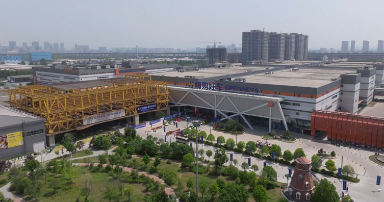 新華網(wǎng)（鄭州）汽車直播基地開園，鄭州日產(chǎn)展臺現(xiàn)場直擊